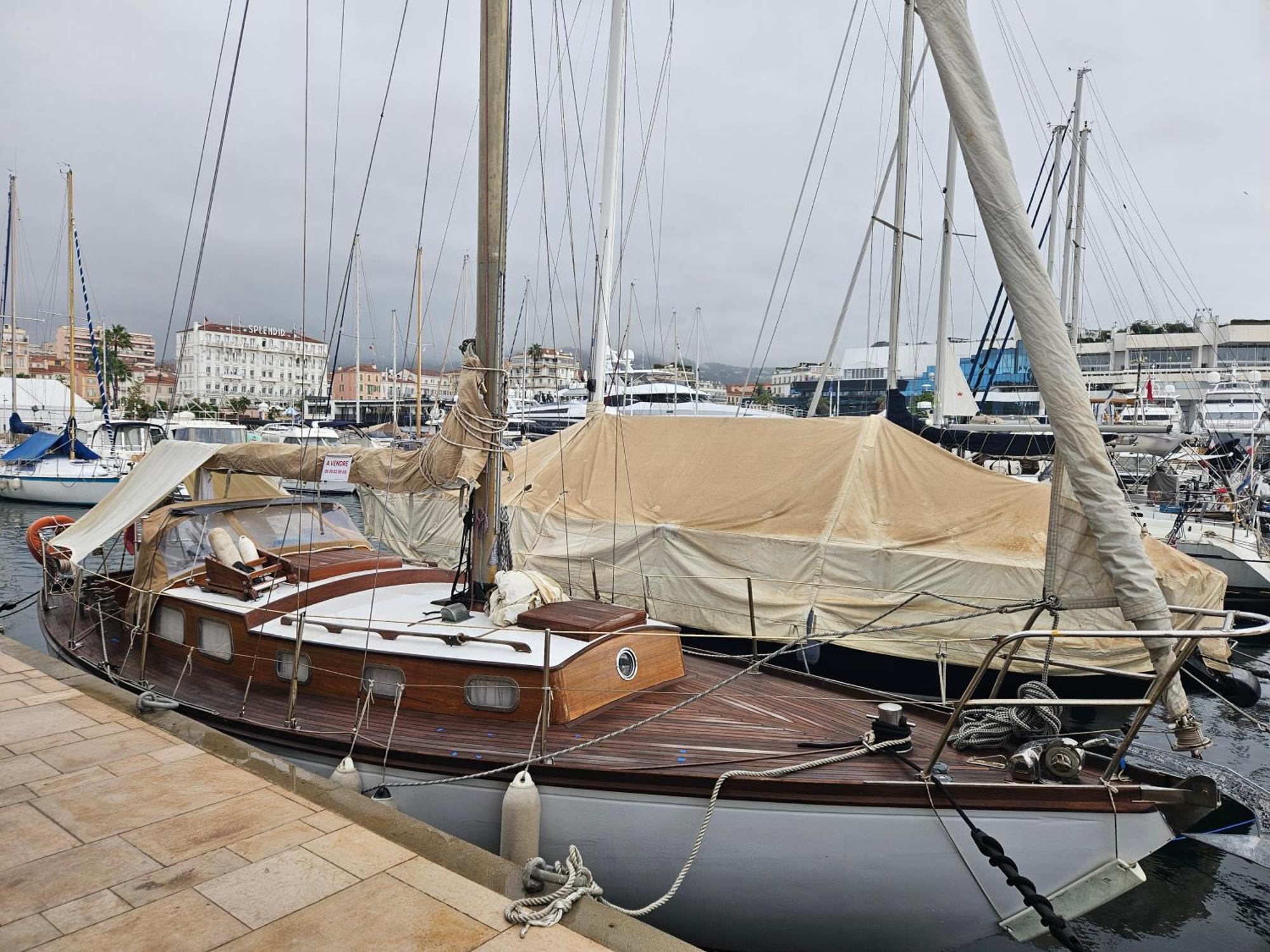 Bateau-hôtel Voilier Santana A